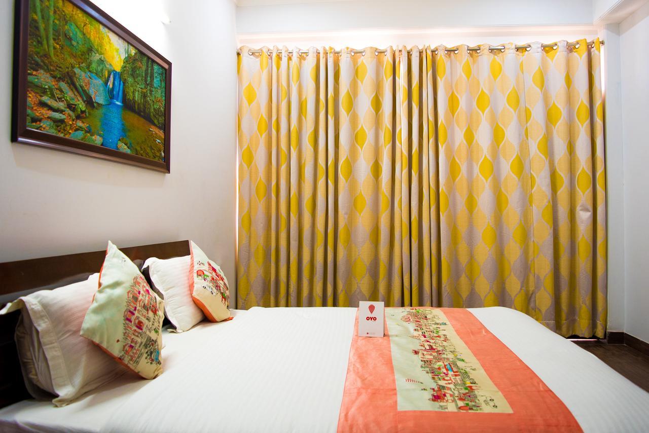 גורגאון Oyo 8947 Hotel Vedanta מראה חיצוני תמונה
